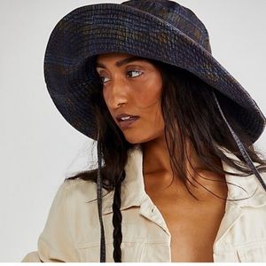 Free people x Rahi bucket hat